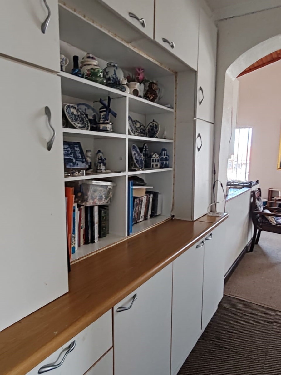 4 Bedroom Property for Sale in Palmiet Western Cape